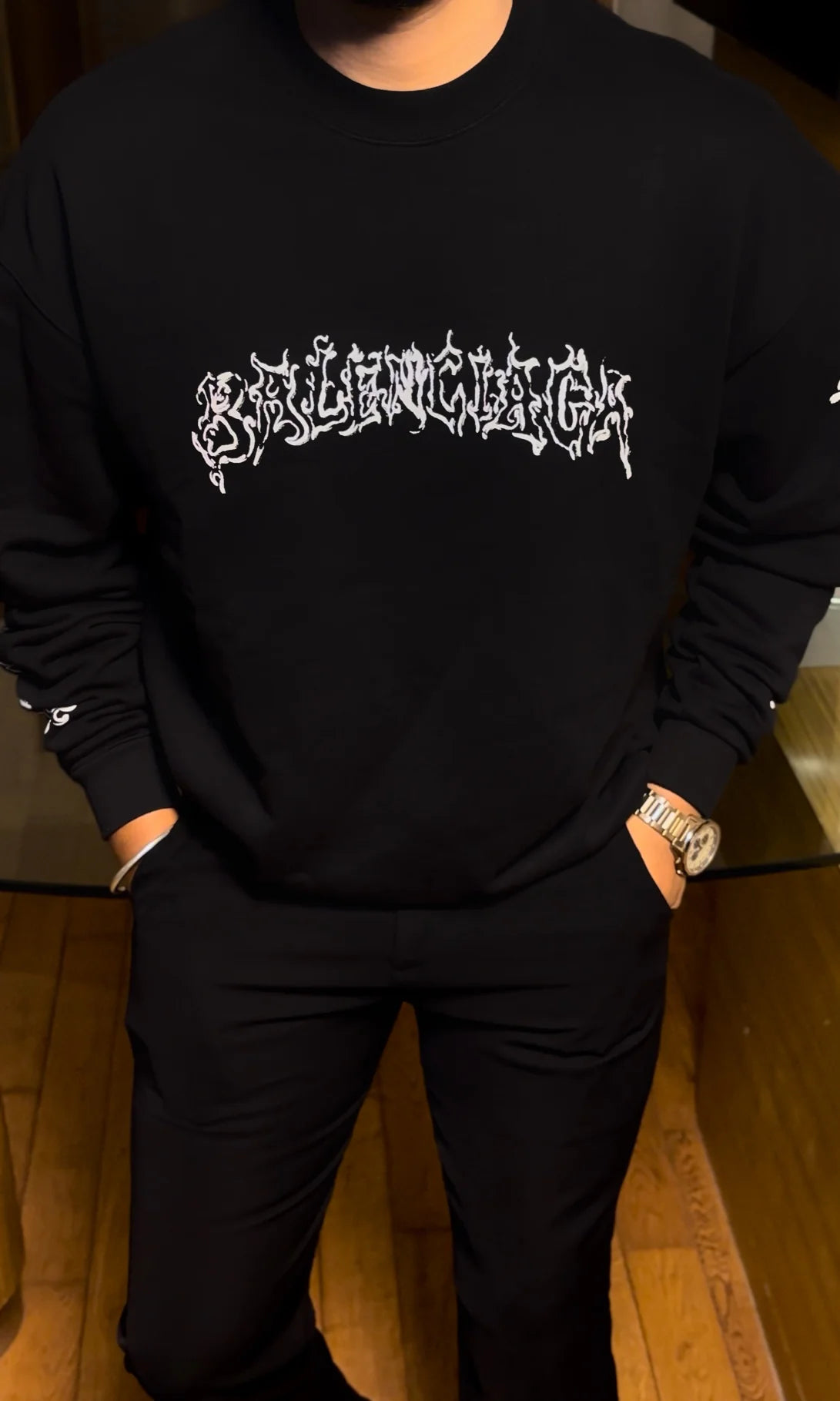 Velvet Barcelo Print Sweatshirt - Black { SET OF 3( 3 SIZE - L XL XXL ) }