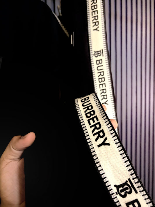 BURBERRY IMPORTED TAPING- SET OF 4PCS (M L XL XXL ) x Rs.1050