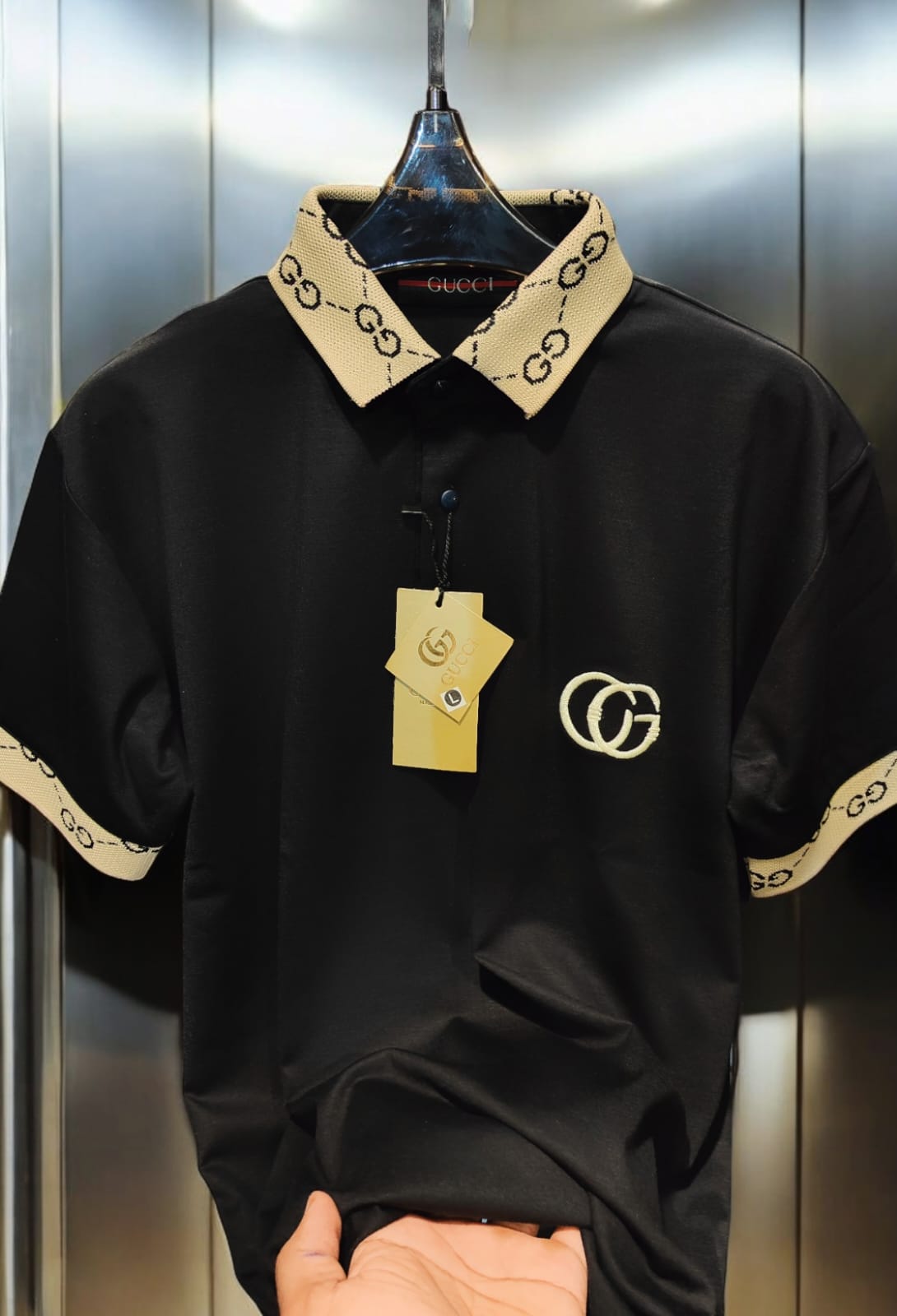 Gucc Polo Tshirt-5 Colours 2 COLOURS{ set of 8 pc ( 2 colour x 4 size )