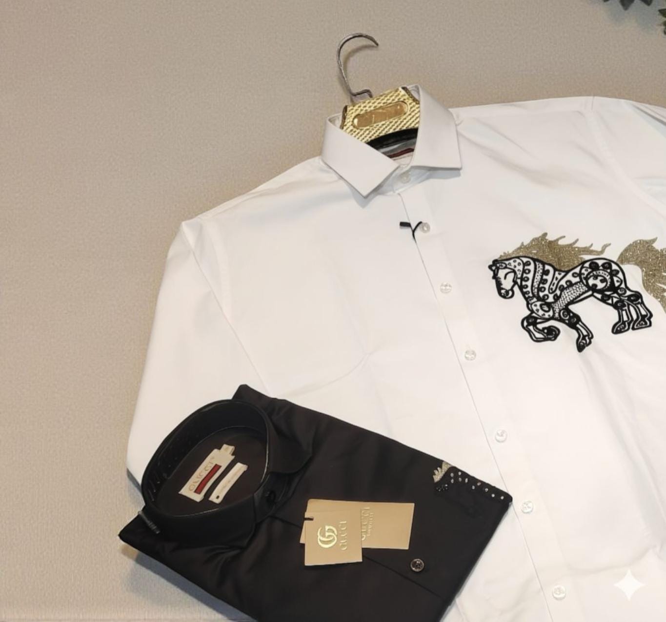 GOLDEN FLARED HORSE DESIGN - SET OF 4 PCS ( M L XL XXL ) x Rs.595