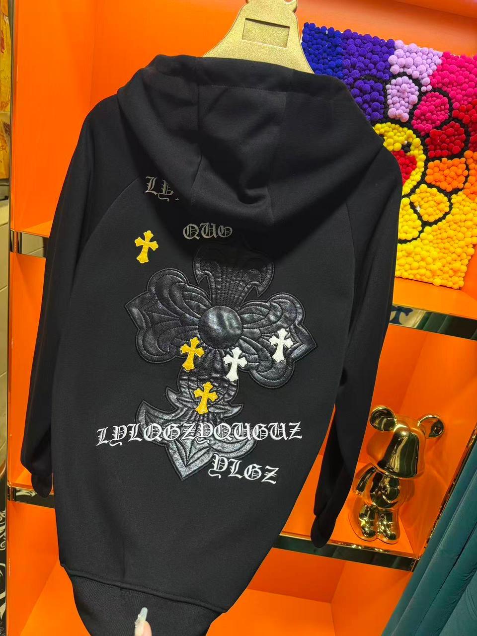 IMPORTED CHINA HOODIE - SET OF 3 PCS ( M L XL ) x Rs.1395