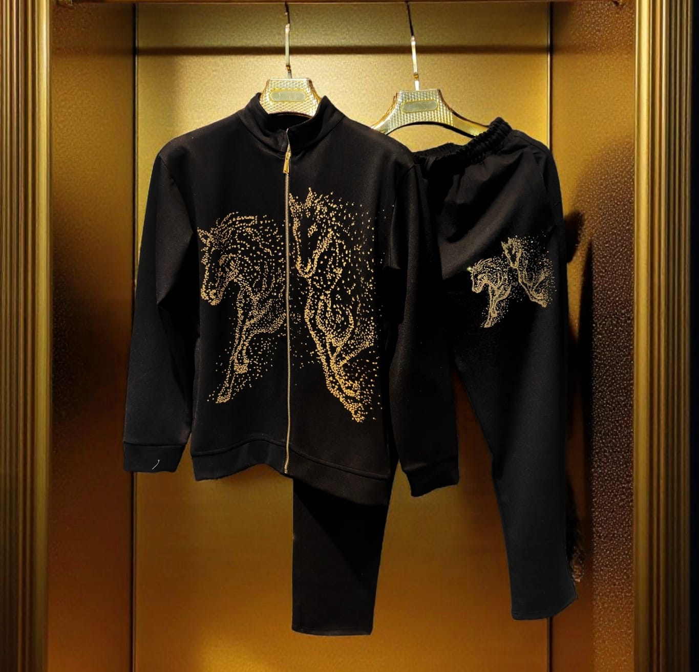 DOUBLE HORSE  BLACK TRACKSUIT - SET OF 4PCS( M L XL XXL ) x Rs. 95