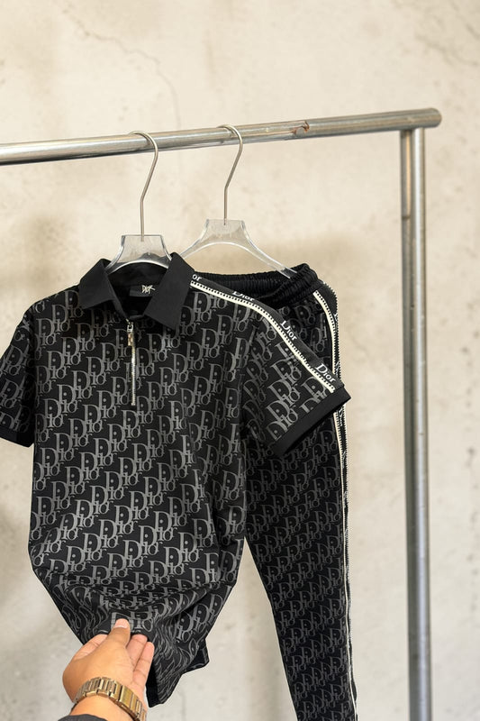 DIOR ALL OVER PRINT || IMPORTED TAPING || HALF ZIP- SET OF 4PCS (M L XL XXL ) x Rs.1050