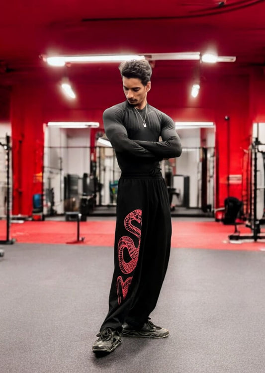 GENGI RED SNAKE TRACKPANTSset of 4 pc( 4 size )