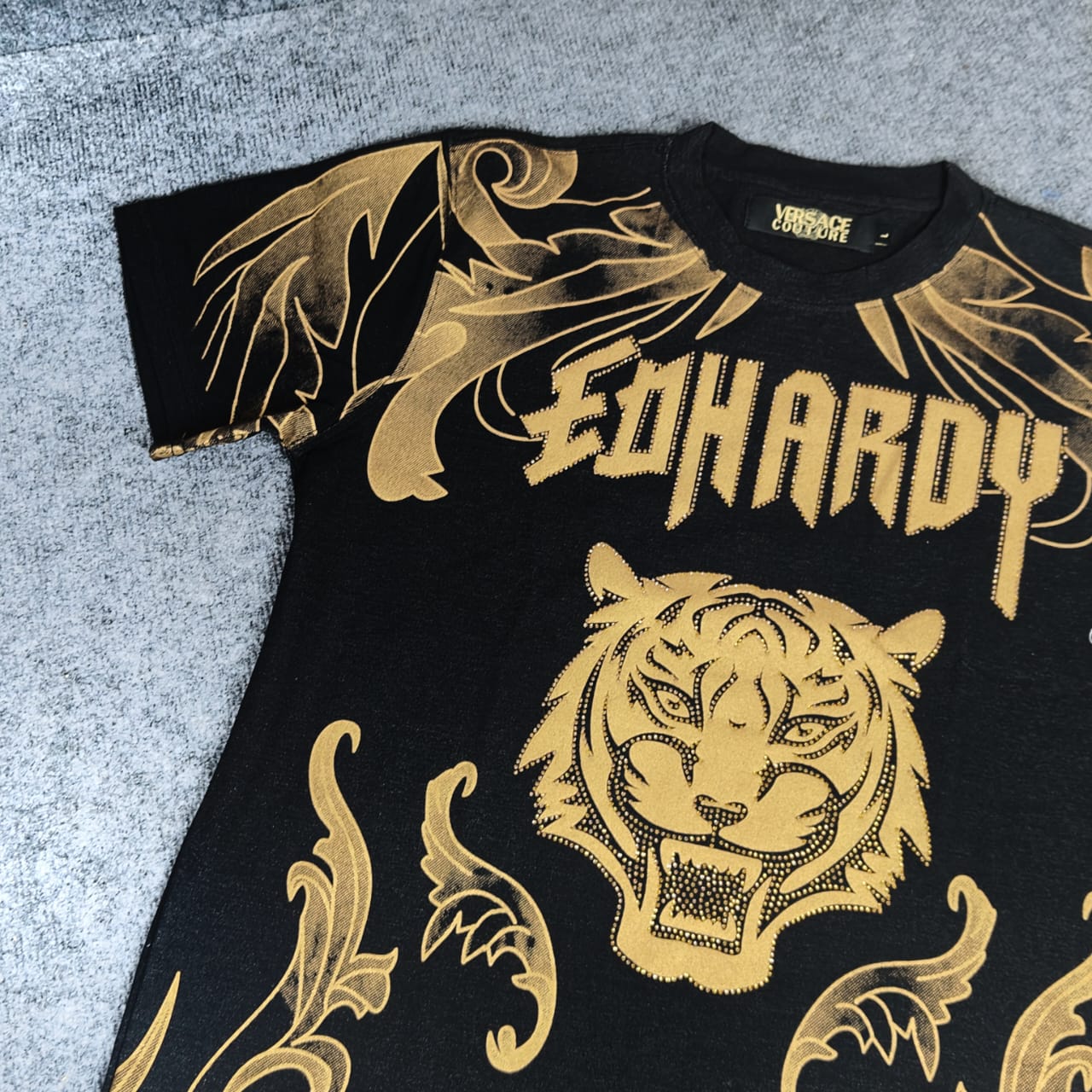 Lion Stone Tshirt Round Neck - 3 Colours 2 COLOURS{ set of 12 pc ( 3 colour x 4 size )