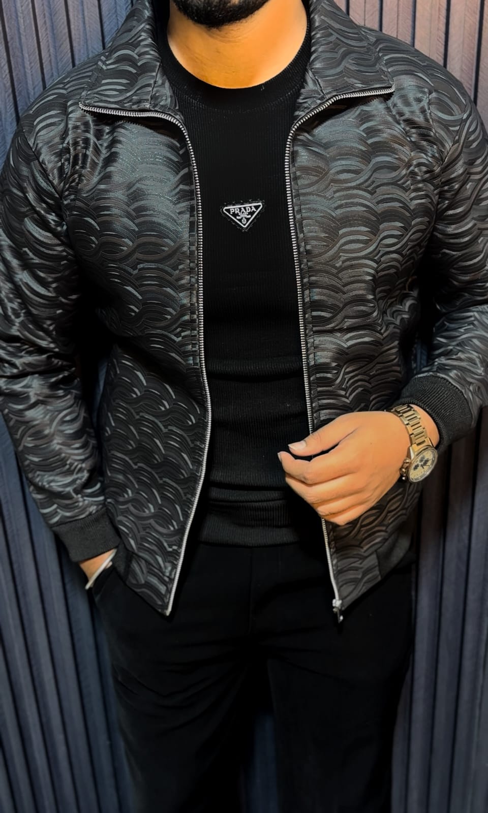 LEATHER QUILTED JACKET- SET OF 4 PCS ( M L XL XXL ) x 650 ( 2 DESIGN )