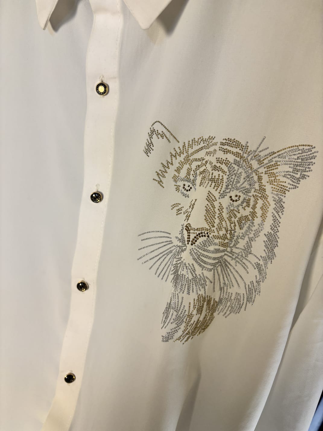 KING DIAMOND WORK SHIRT- SET OF 16 PCS ( M L XL XXL )  x Rs. 650