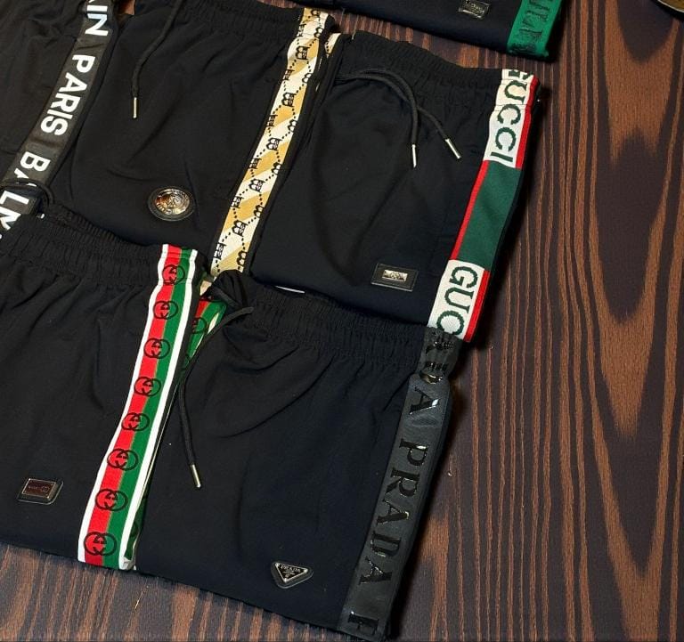 IMPORTED TRACKPANT - SET OF 4 PCS ( M L XL XXL ) x Rs.650 (DESIGN 6)