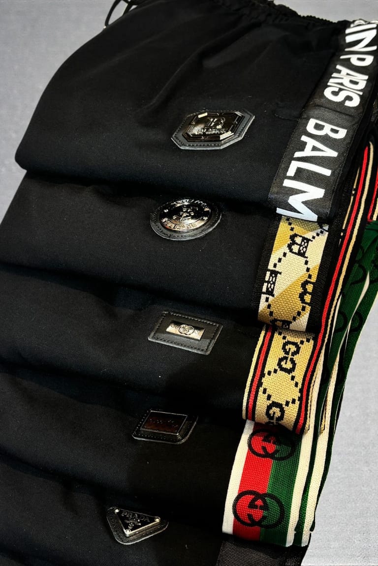 IMPORTED TRACKPANT - SET OF 4 PCS ( M L XL XXL ) x Rs.650 (DESIGN 6)